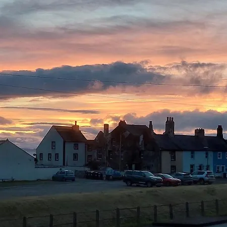 펜션 West View In Seaside Village Of Cumbria Allonby
